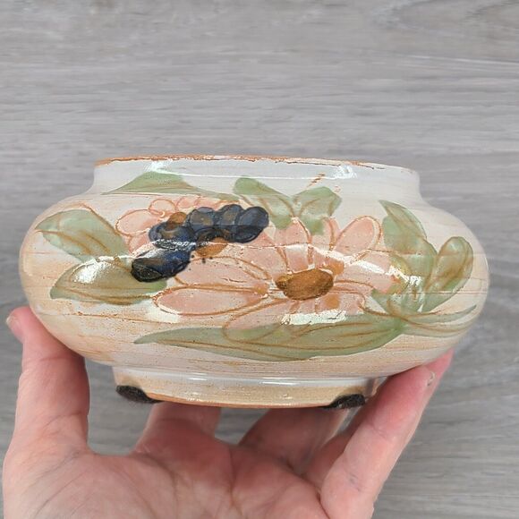 Signed Hobbyist Ceramic Stoneware Round Lidded Pottery Lidded Dish Floral - Picture 6 of 10